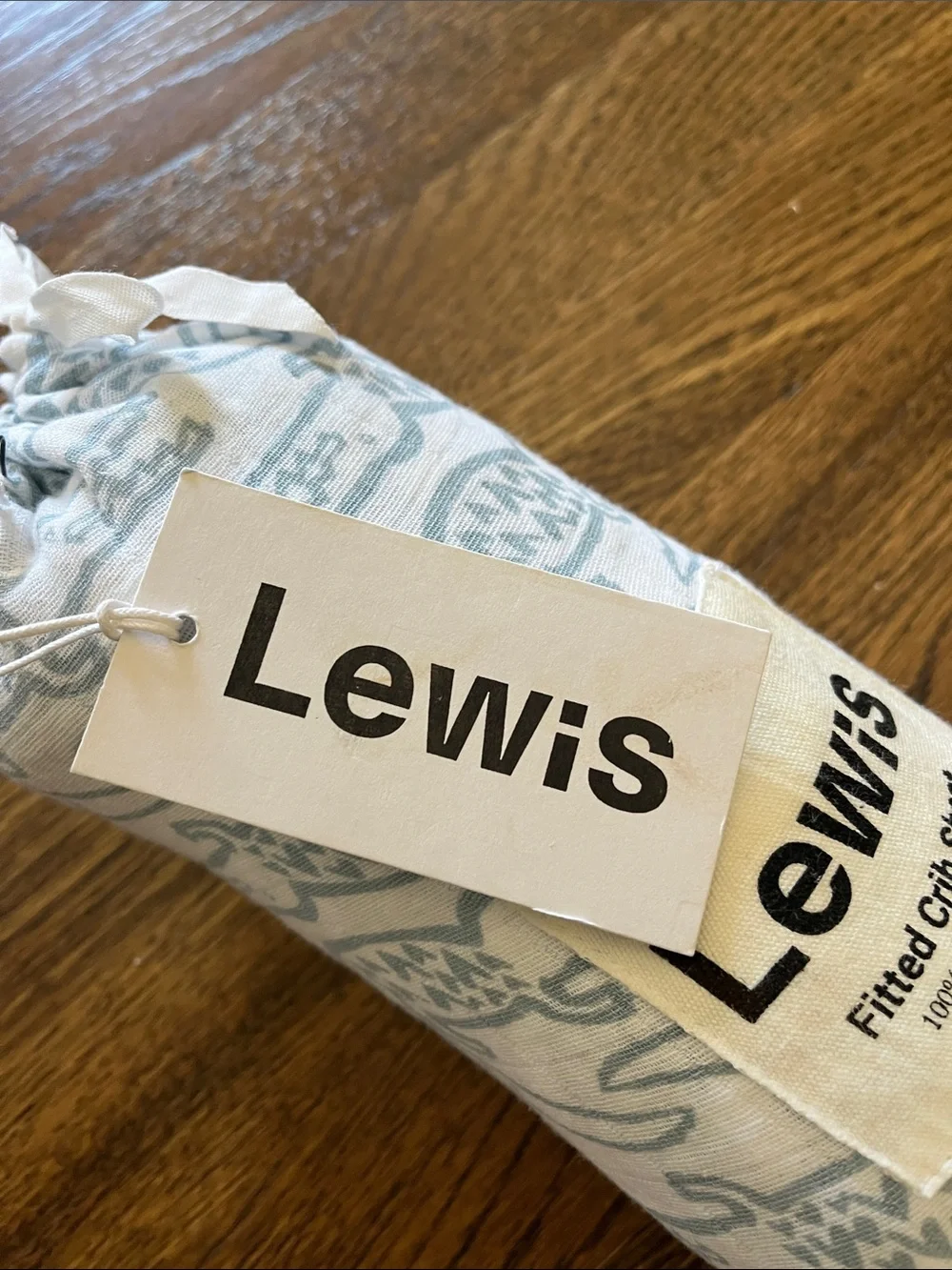 Lewis soft 100%